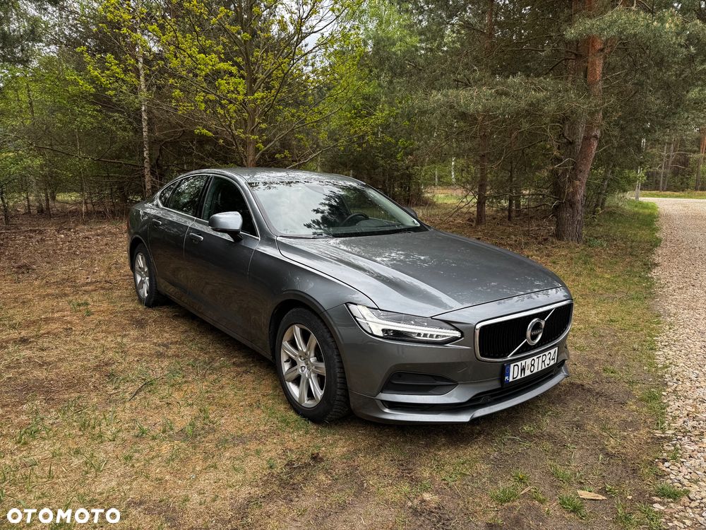 Volvo S90 D4 Momentum - 1