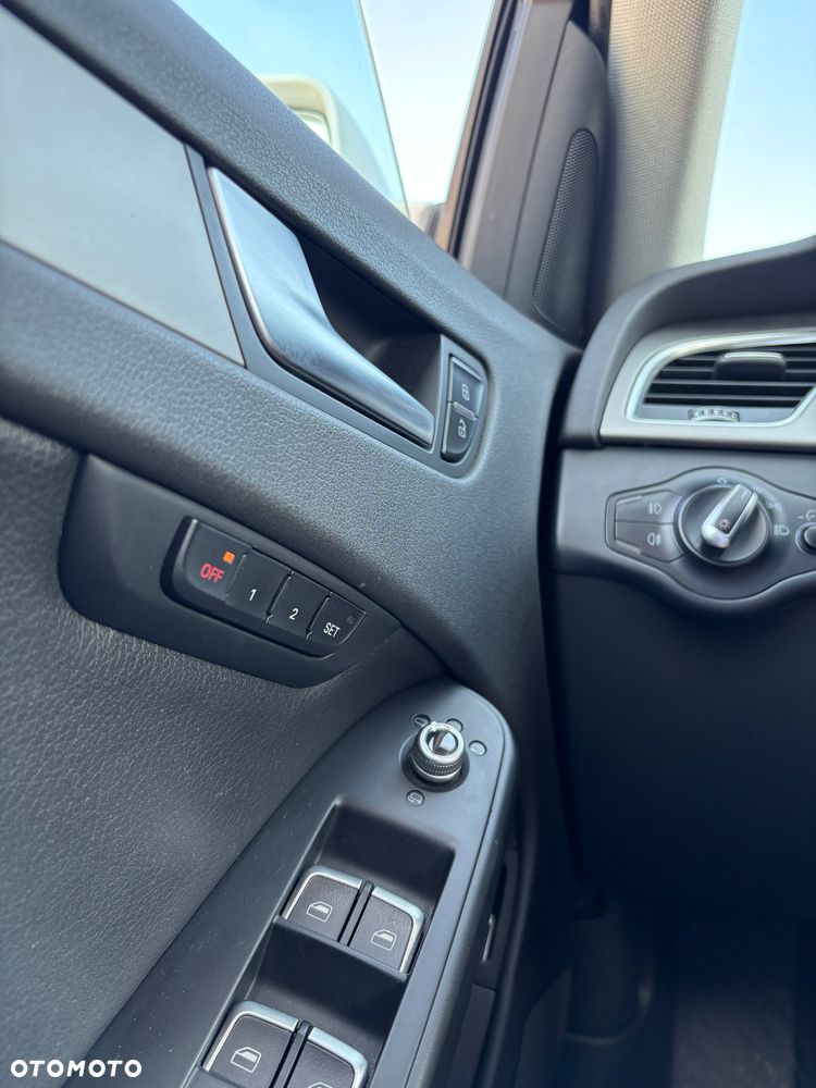 Audi A4 Limousine 2.0 TDI DPF clean diesel multitronic Ambiente - 13