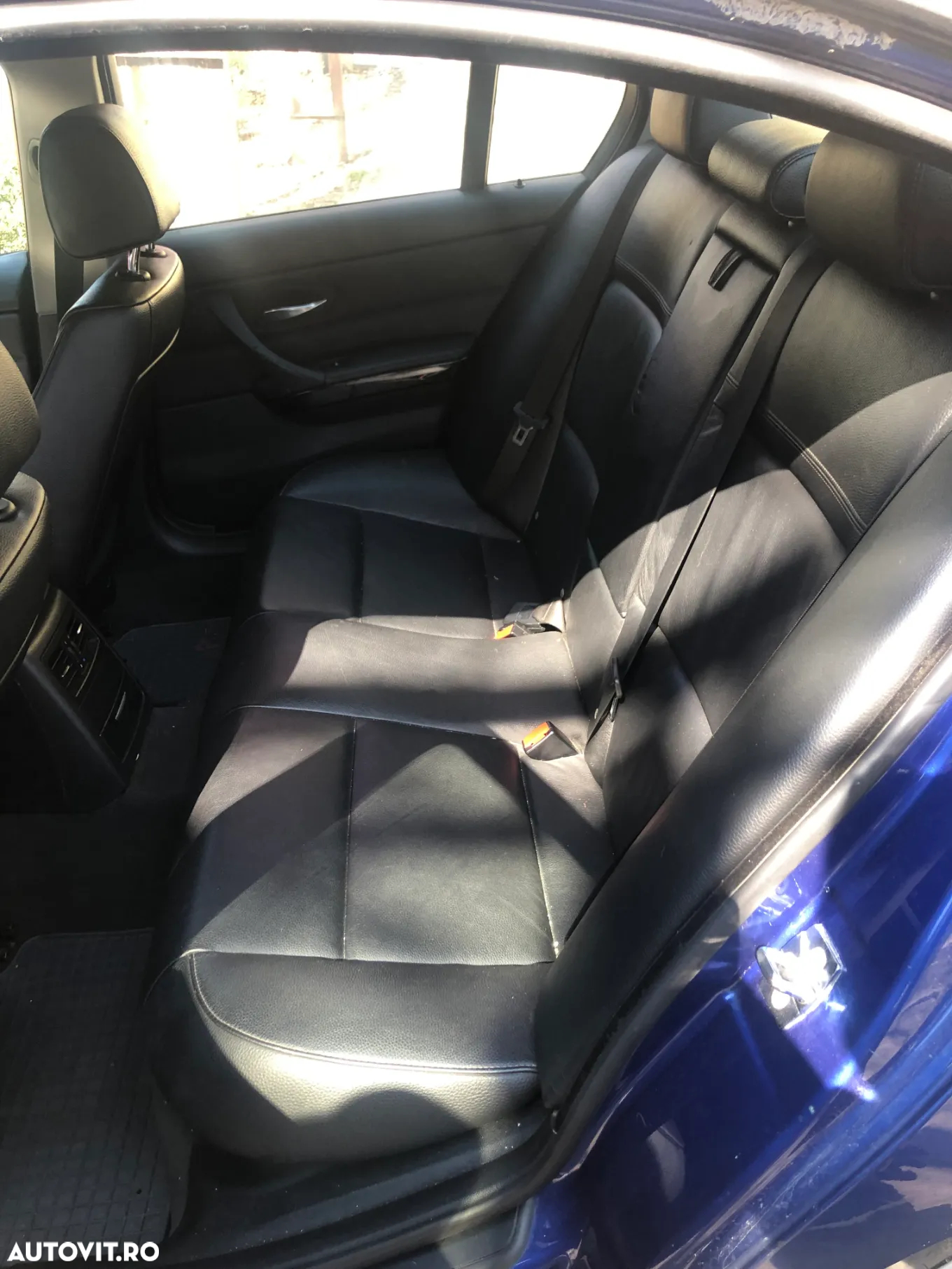 Dezmembrez Bmw Seria 3 E90 LCI facelift 320d N47D20C MONTEGOBLAU METALLIC - 6