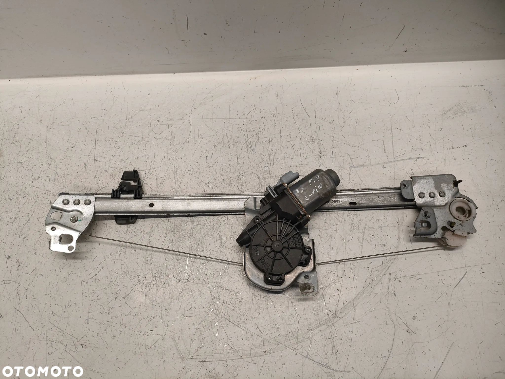 CITROEN C3 i PODNOŚNIK SZYBY PRZWY PRZÓD 2-PIN - 1