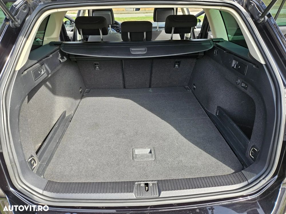 Volkswagen Passat 2.0 TDI (BlueMotion Technology) Comfortline - 10