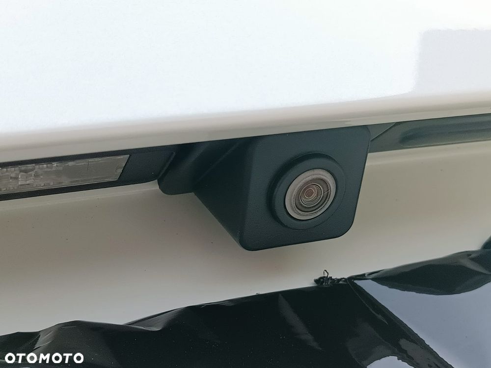 Peugeot 3008 1.2 PureTech GPF Allure S&S EAT8 - 18