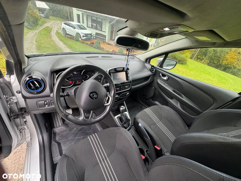 Renault Clio - 15