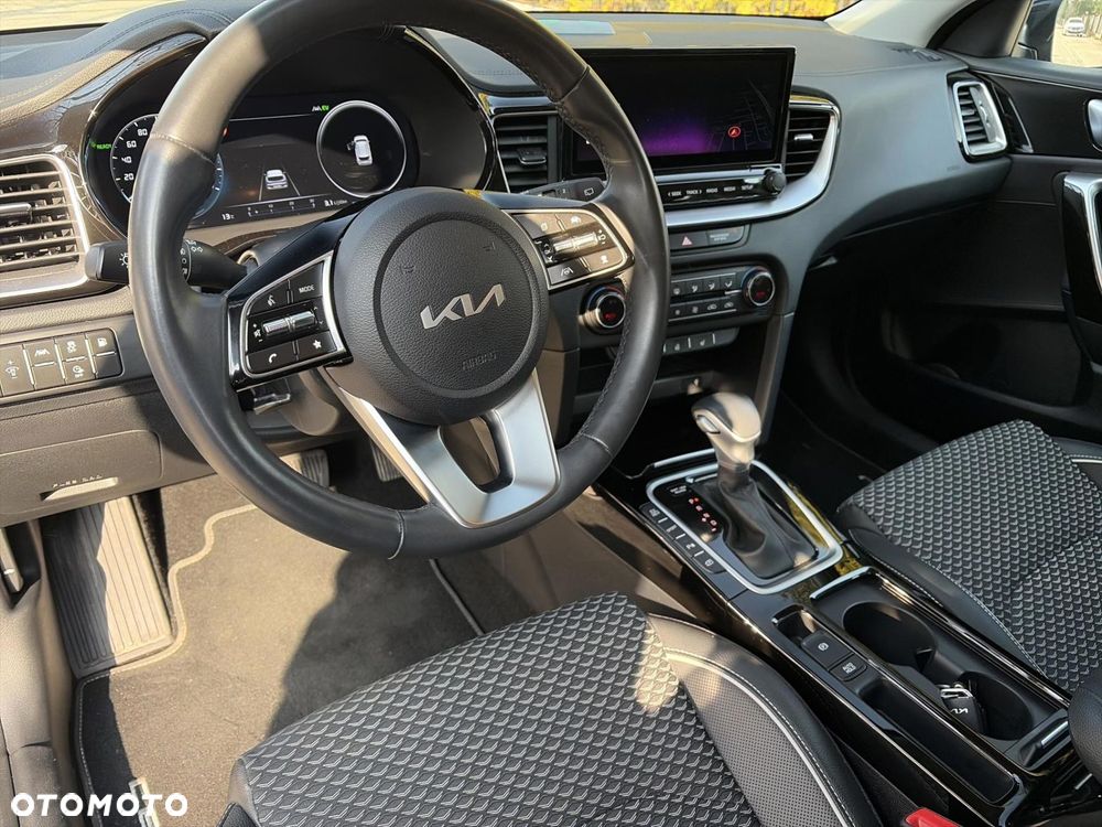 Kia Ceed 1.6 GDI PHEV Business Line DCT - 9