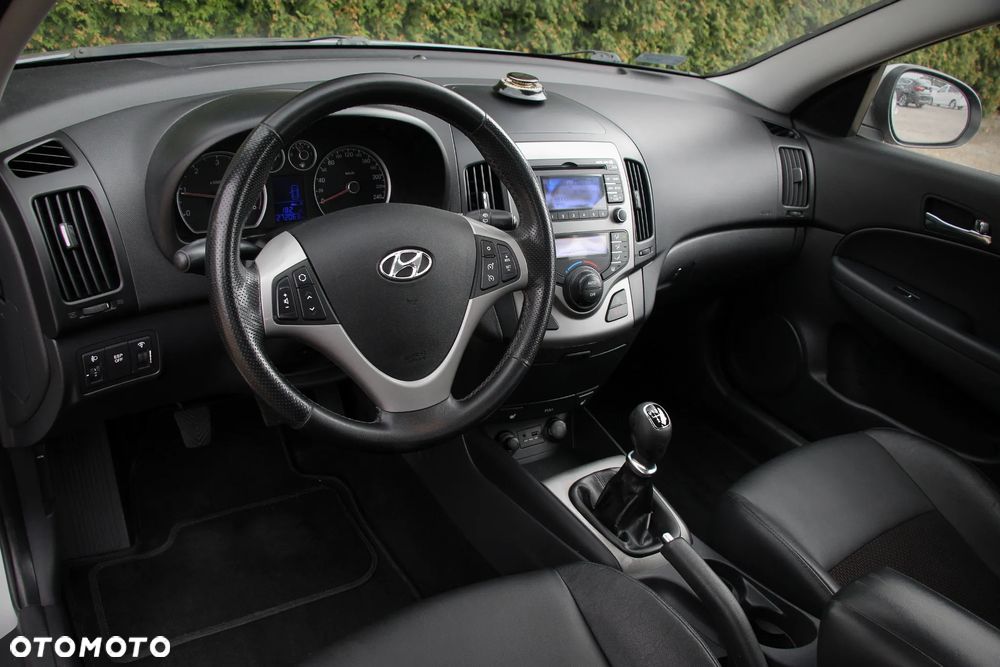 Hyundai i30 i30cw 1.6 CRDi Edition Plus - 11