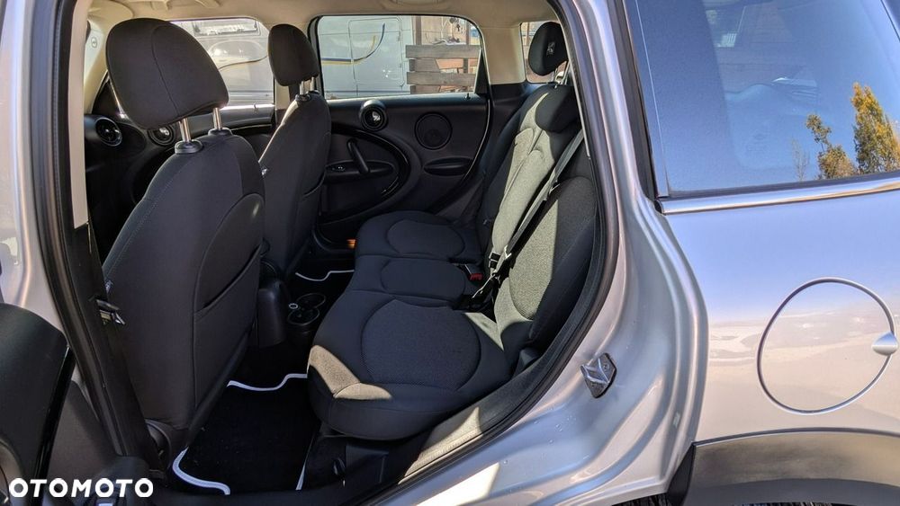 MINI Countryman One D - 17