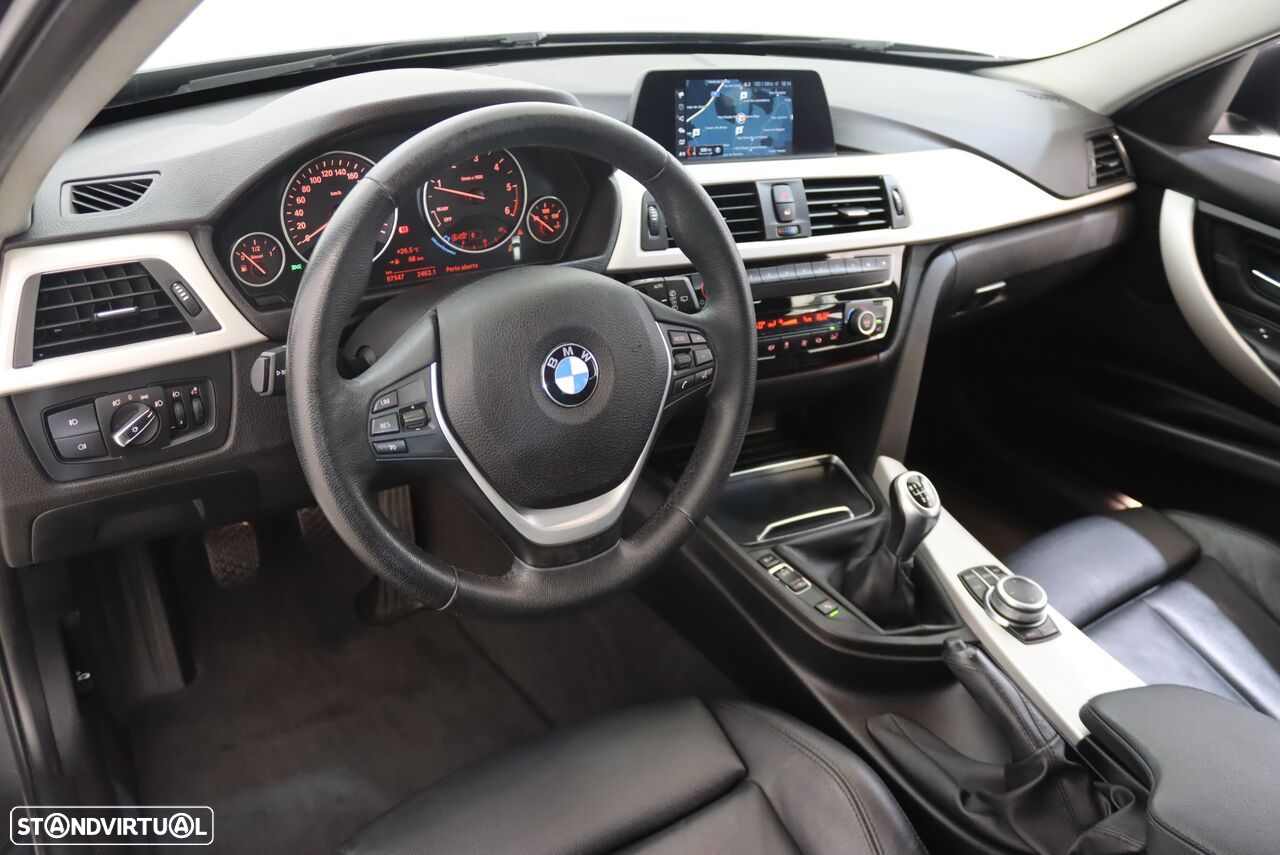 BMW 318 d Touring - 3