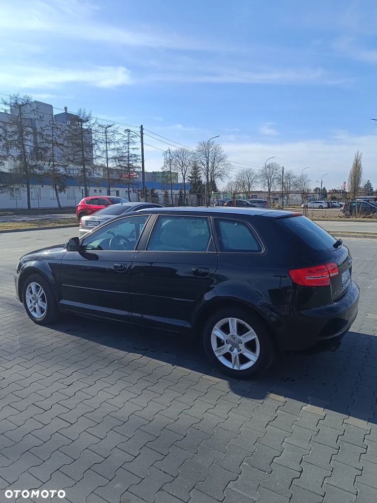 Audi A3 Sportback 1.4 TFSI Ambiente - 5