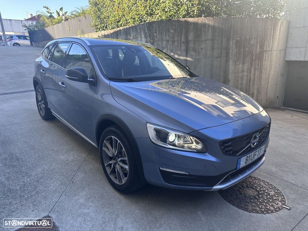 Volvo V60 Cross Country 2.0 D3 Pro Geartronic - 2