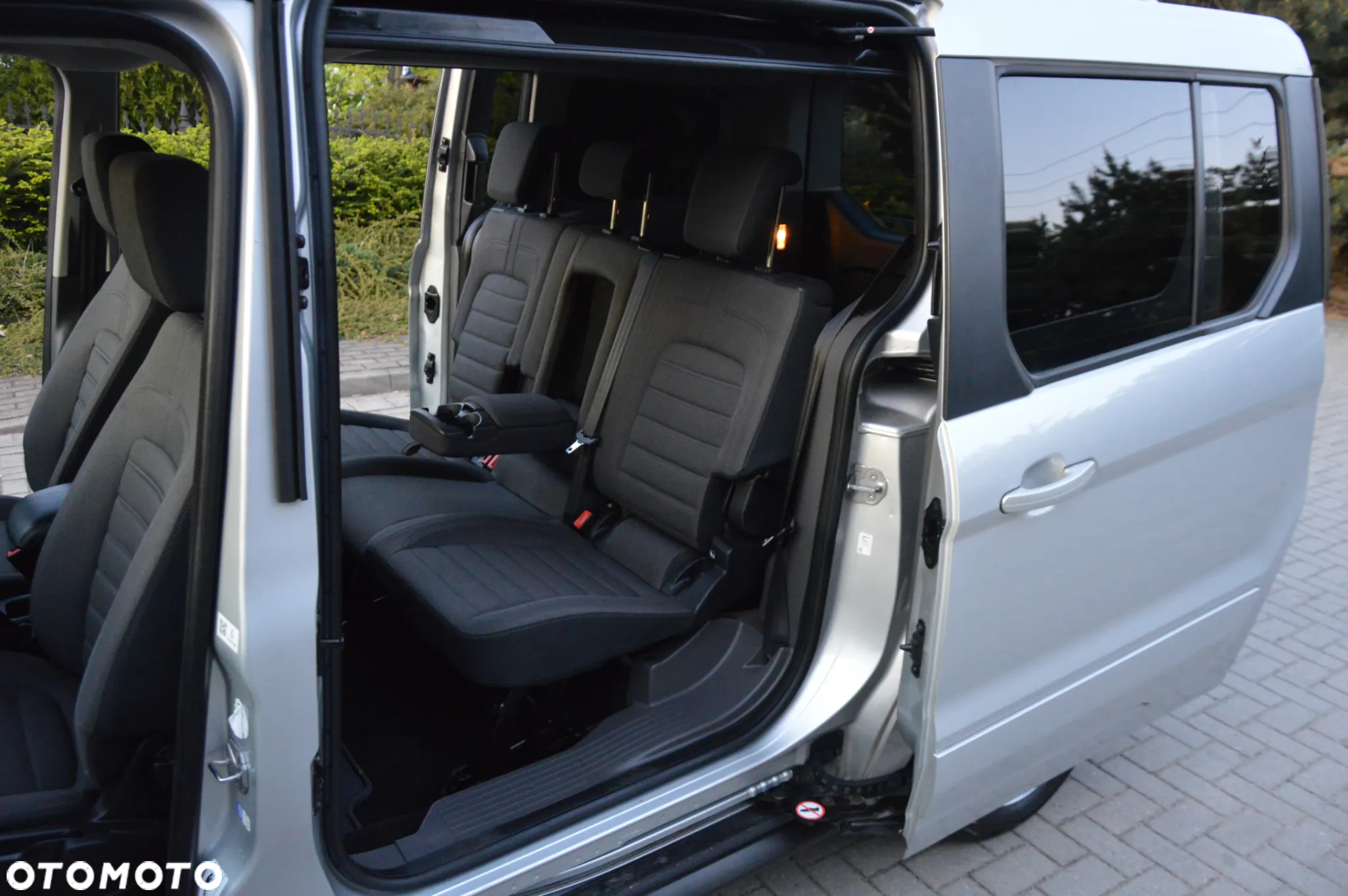 Ford Tourneo Connect 1.5 EcoBlue Start-Stop Titanium - 14