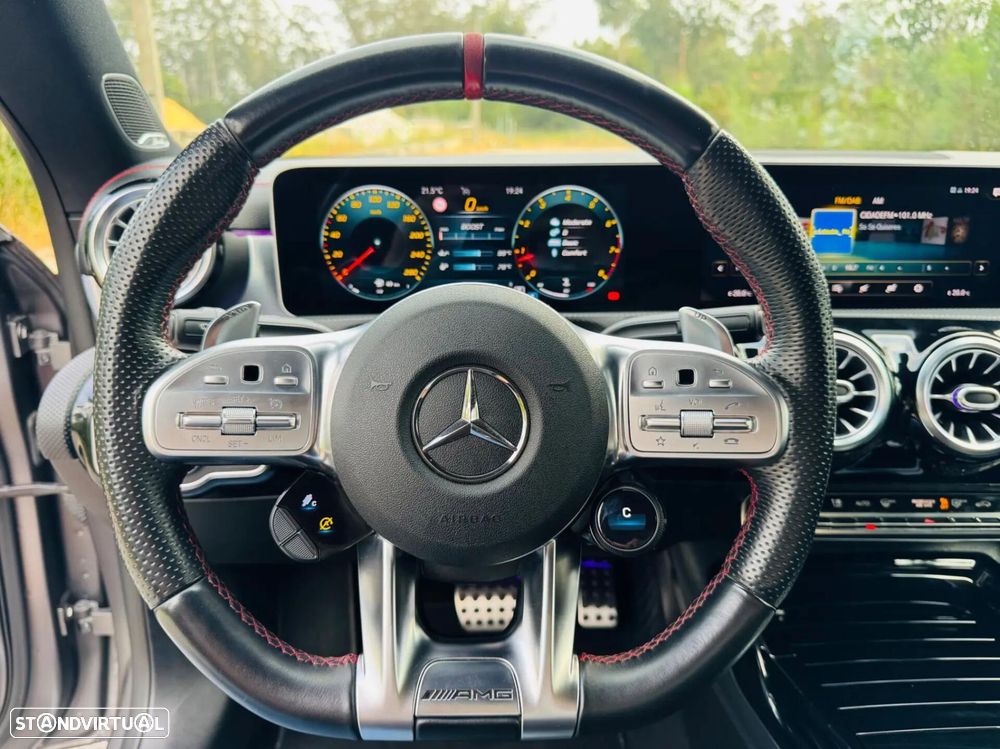 Mercedes-Benz CLA 35 AMG 4Matic Speedshift 8G-DCT Line Advanced Plus - 29