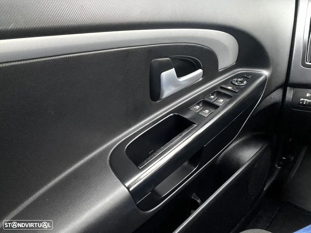 Kia Ceed SW 1.6 CRDi EX ISG - 22