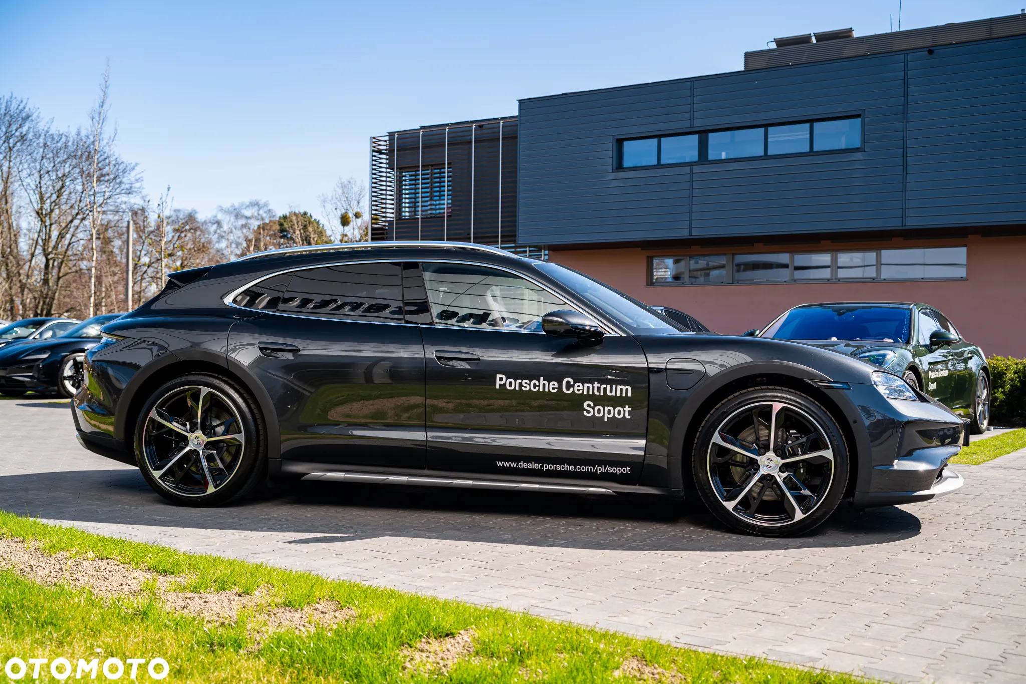 Porsche Taycan - 6