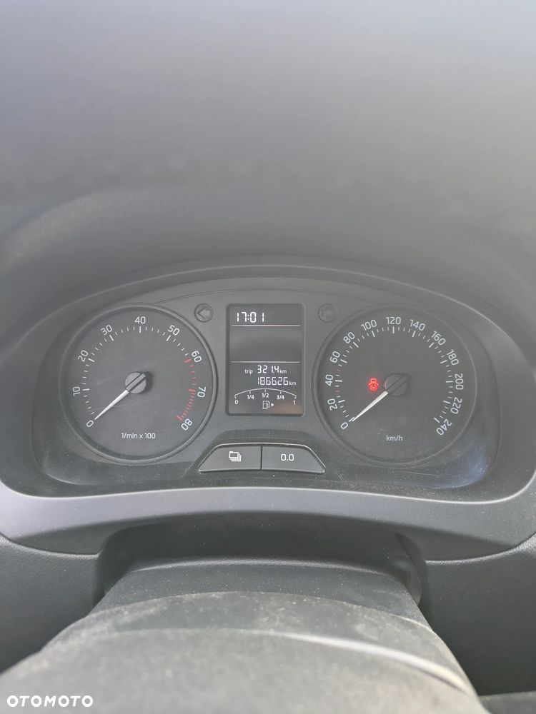 Skoda RAPID 1.2 TSI Active Max - 11