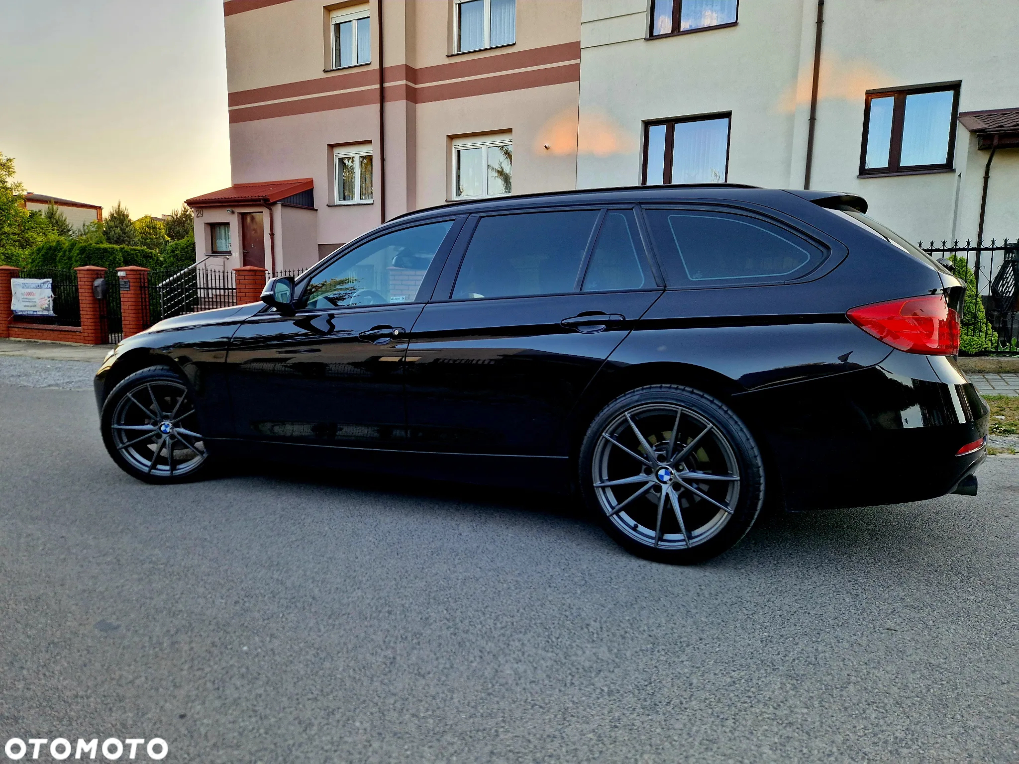 BMW Seria 3 320d Touring Sport Line - 35