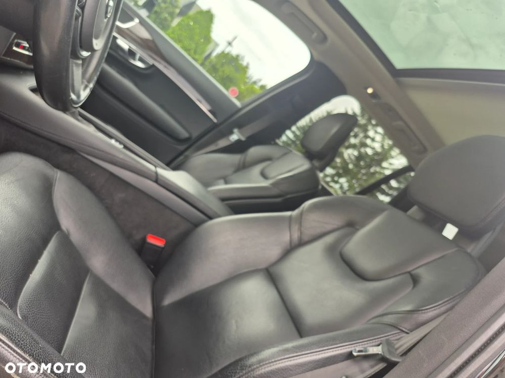 Volvo XC 90 T6 AWD Momentum 7os - 16