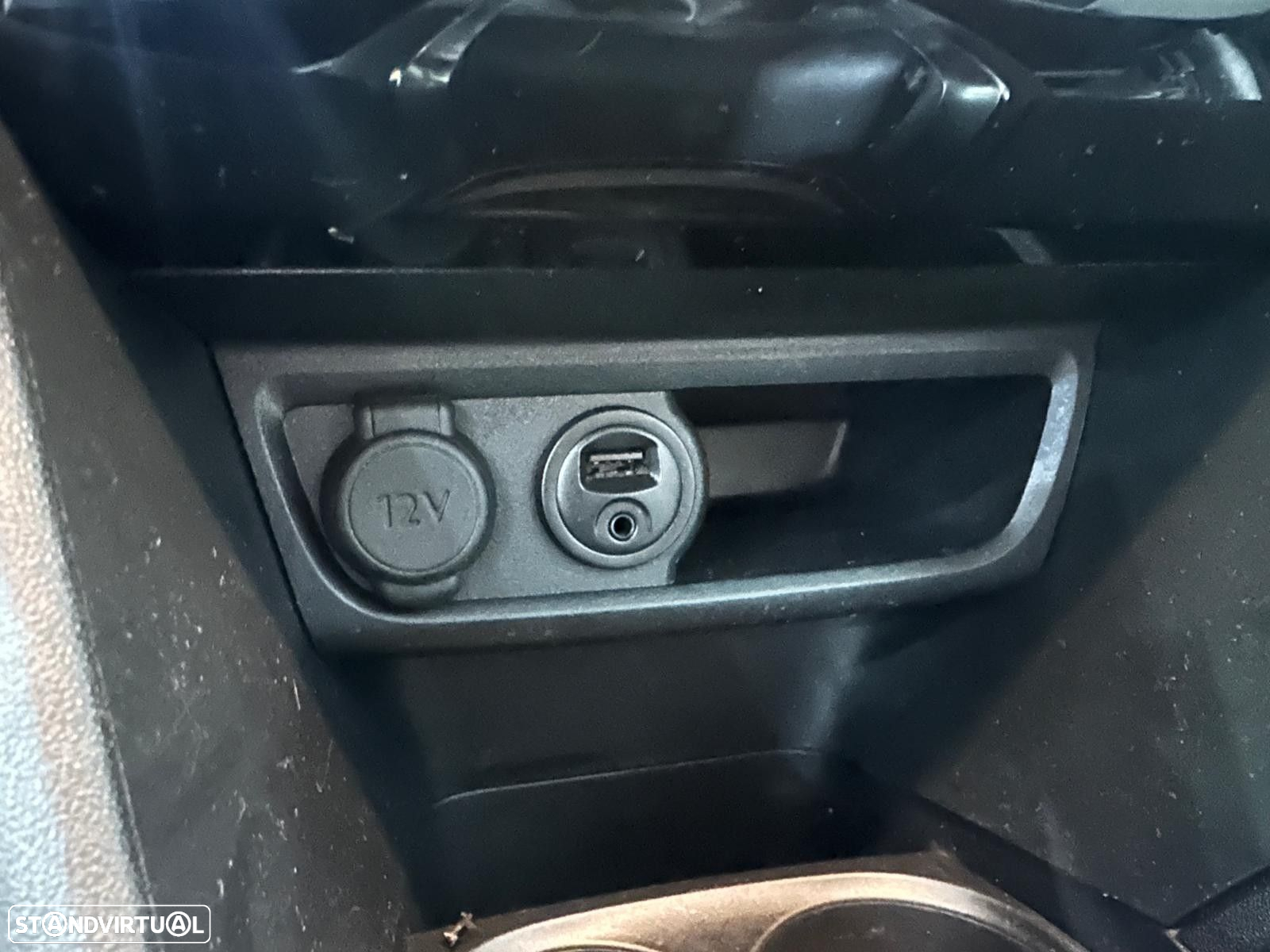 Peugeot 208 1.2 PureTech Active - 33