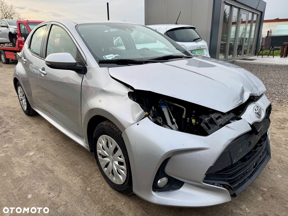 Toyota Yaris 1.5 Comfort - 16