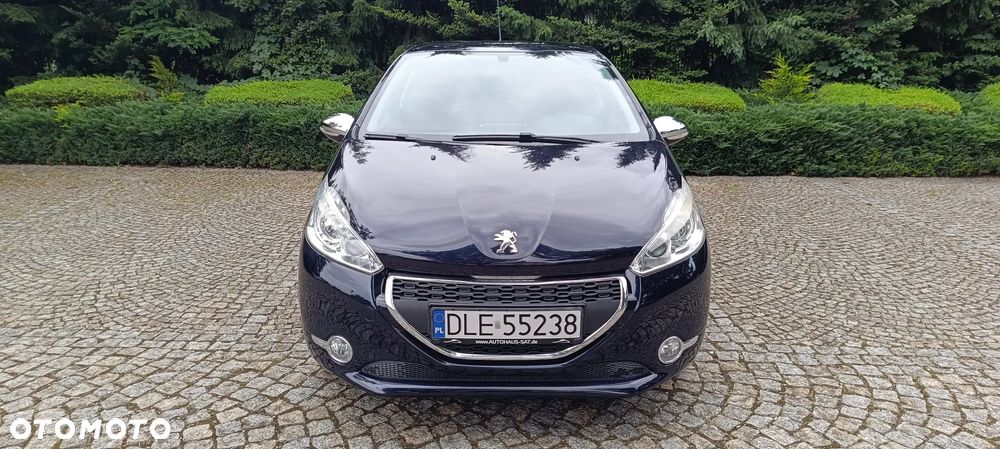 Peugeot 208 - 2