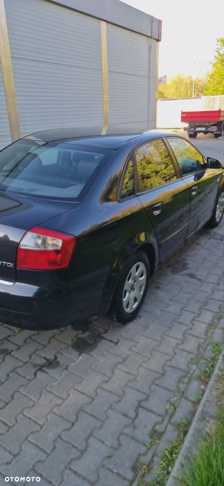 Audi A4 Limousine 1.9 TDI - 8