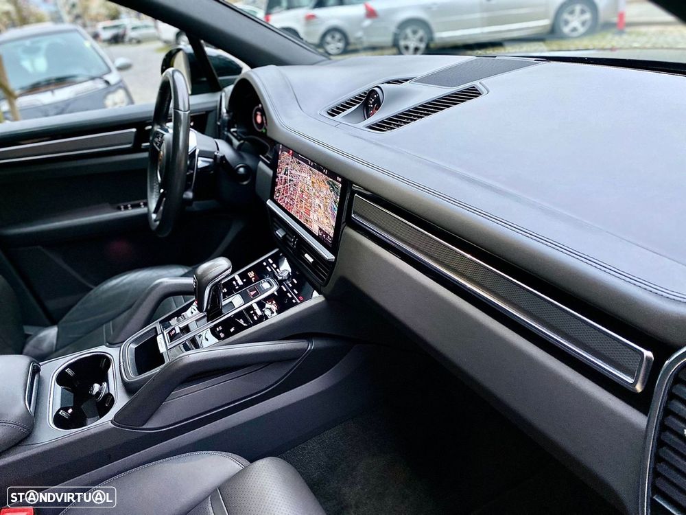 Porsche Cayenne S - 34