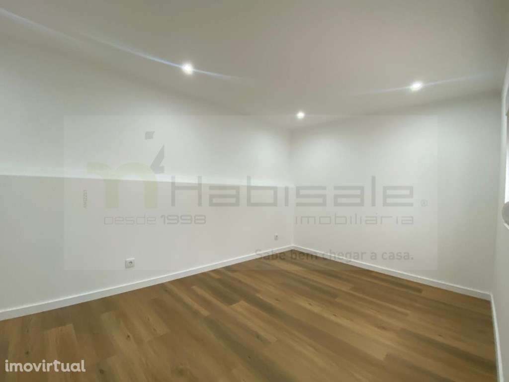 Apartamento T2+1 totalmente remodelado - Grande imagem: 5/27