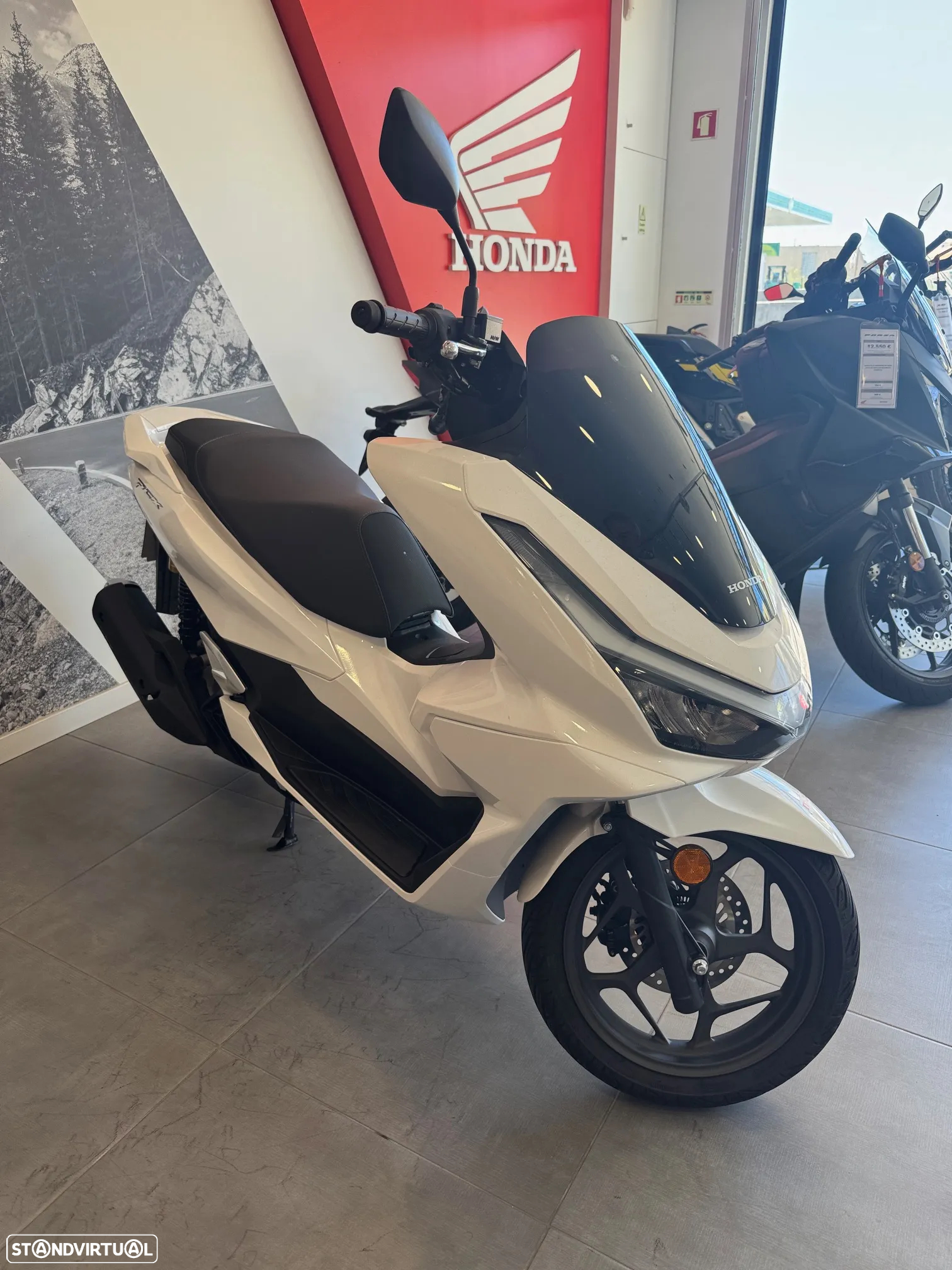 Honda PCX125 DX - painel TFT - 5