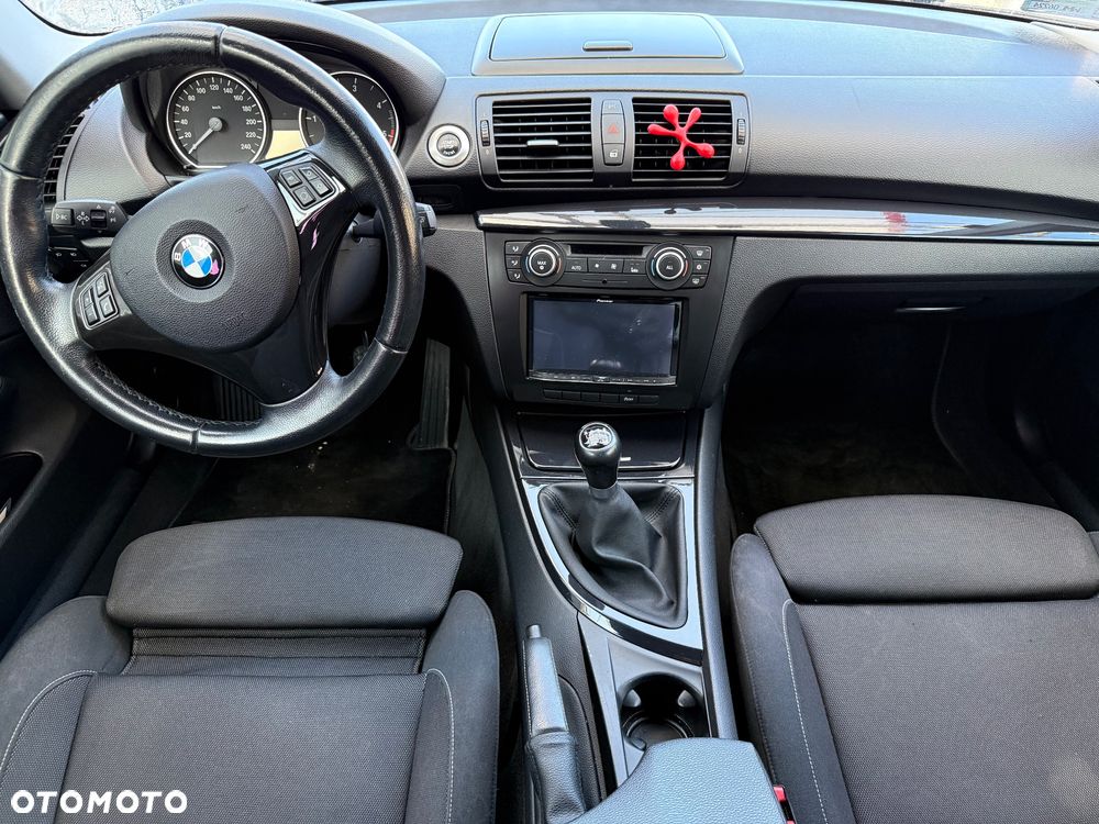 BMW Seria 1 118d - 21
