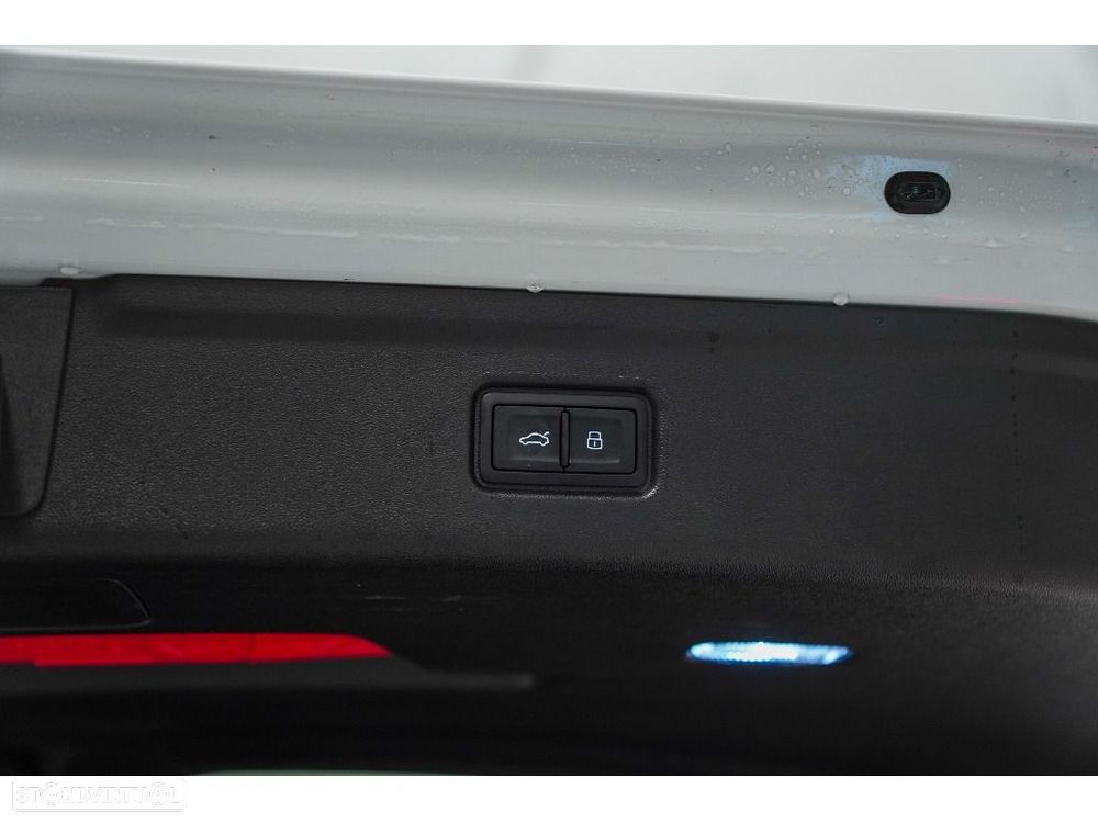 Audi A6 Avant e-tron - 19