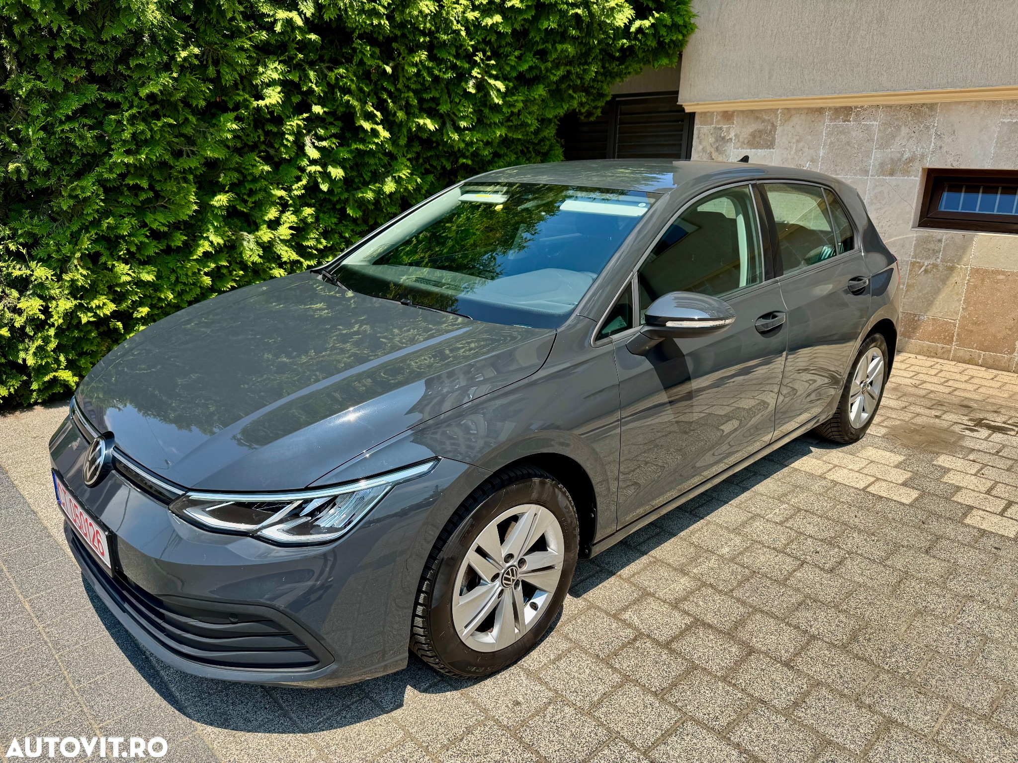 Volkswagen Golf 1.5 eTSI ACT DSG MHEV Life - 2