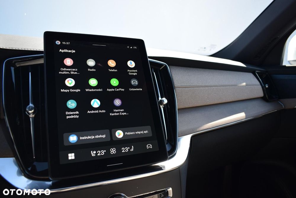 Volvo XC 90 - 25