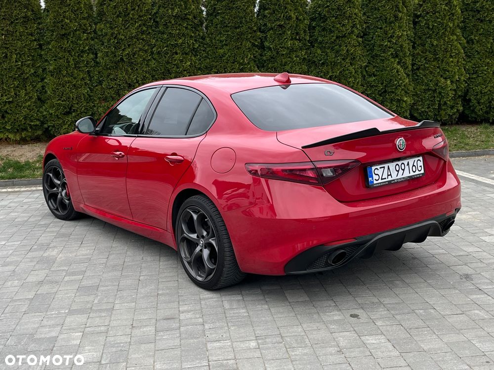 Alfa Romeo Giulia 2.0 Turbo Veloce TI Q4 - 12