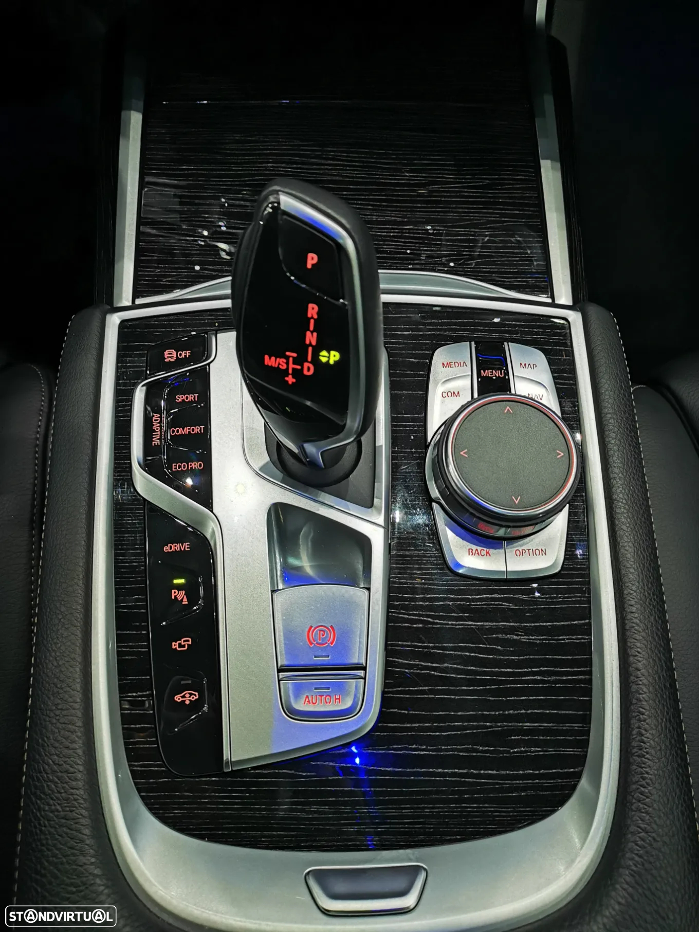 BMW 740 e iPerformance - 23