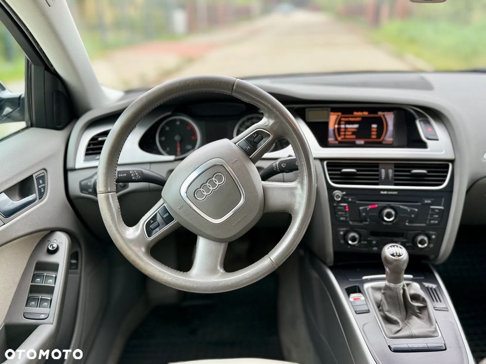 Audi A4 Limousine 2.0 TDI - 13