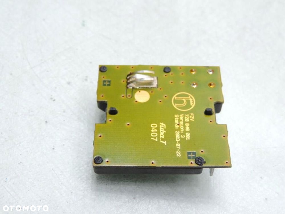 WZMACNIACZ ANTENY AUDI A6 C6 4F5035225D - 7