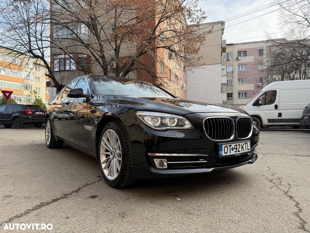 BMW Seria 7 730d xDrive - 39