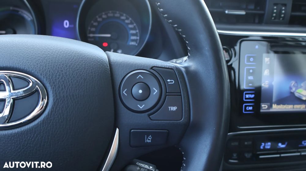 Toyota Auris - 18
