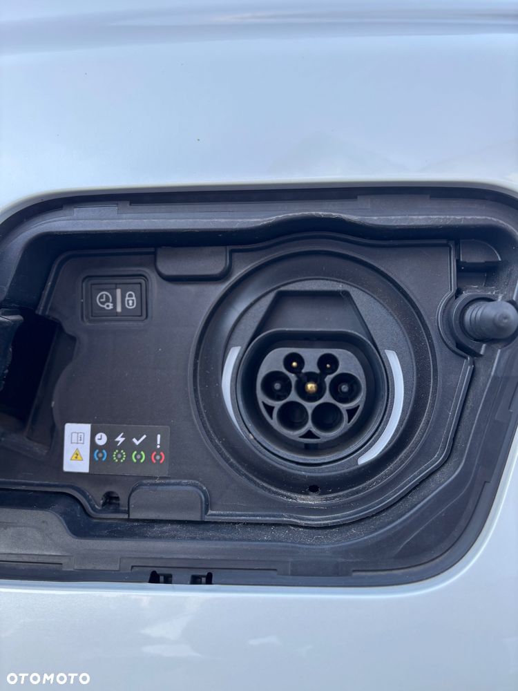 Peugeot 3008 1.6 PureTech GT S&S EAT8 - 12