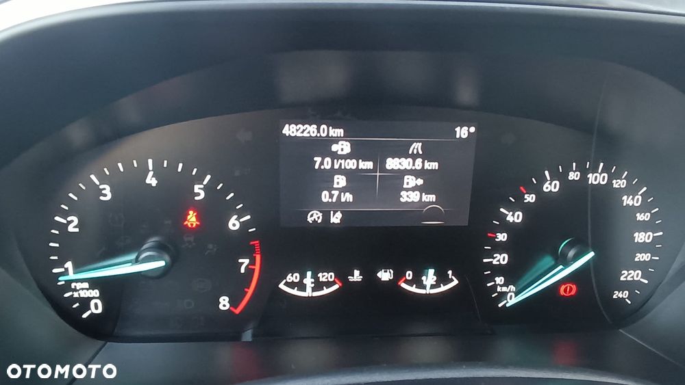 Ford Focus 1.0 EcoBoost Titanium X - 12