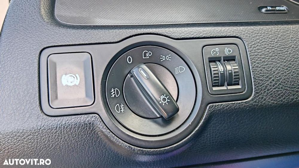 Volkswagen Passat 2.0 TDI DPF Sportline - 15