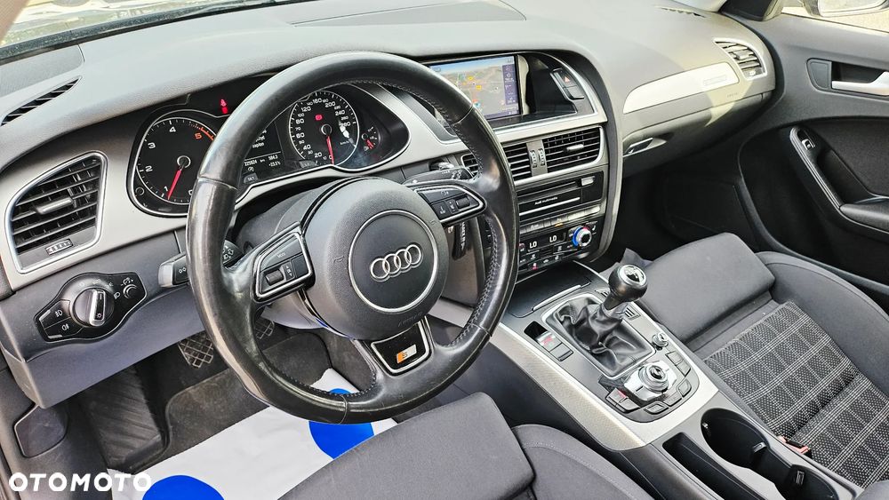 Audi A4 Avant 2.0 TDI Quattro - 31