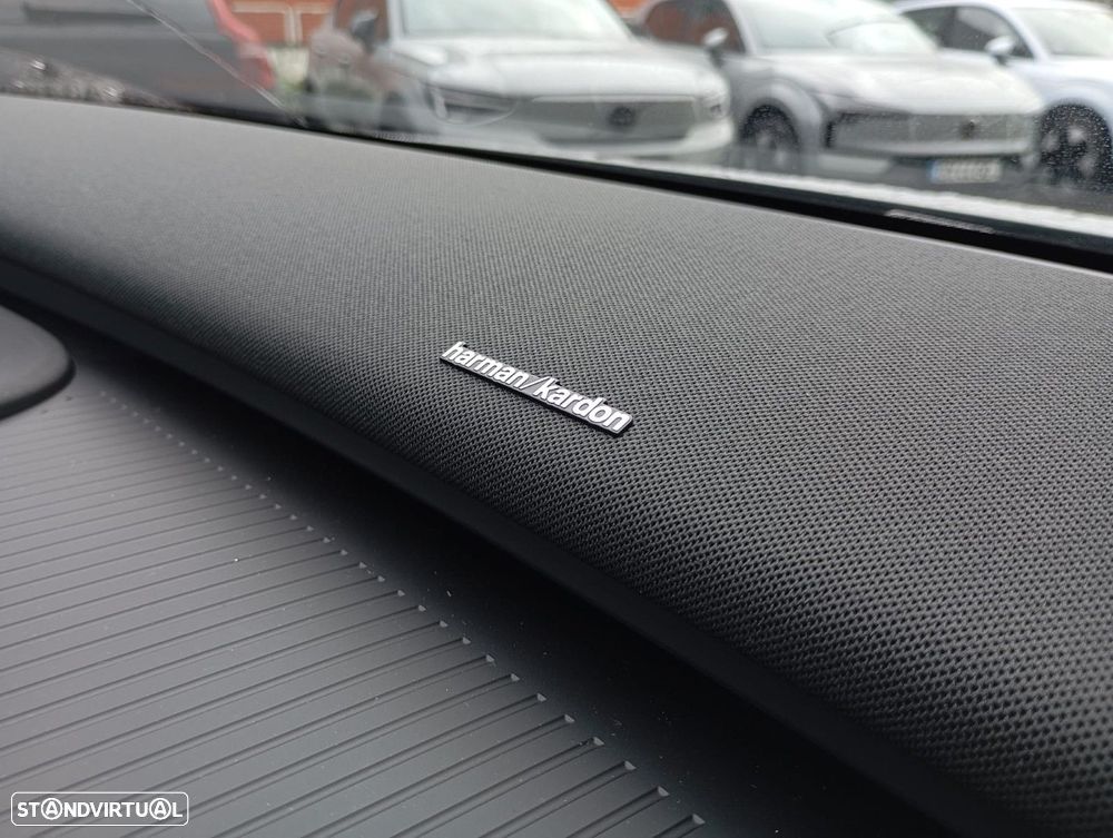 Volvo EX30 51 kWh Single Motor Plus - 4