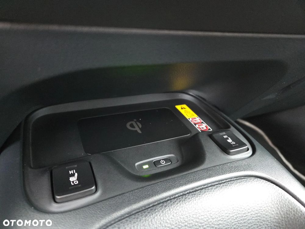 Toyota Corolla 1.8 Hybrid Comfort - 26