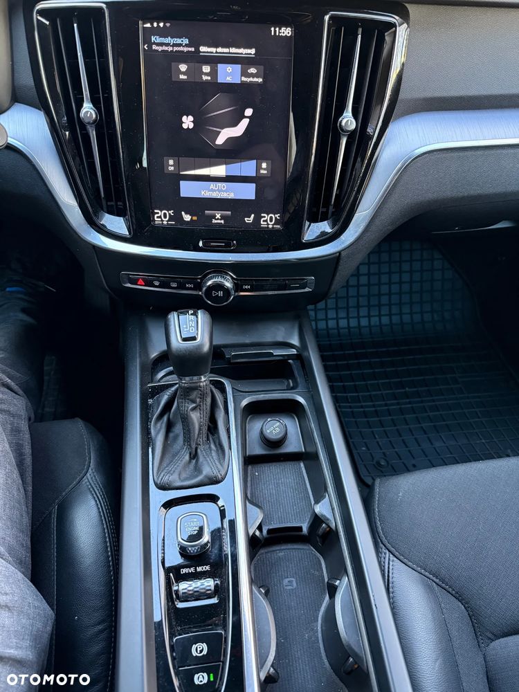 Volvo V60 D4 AWD Geartronic Momentum - 15