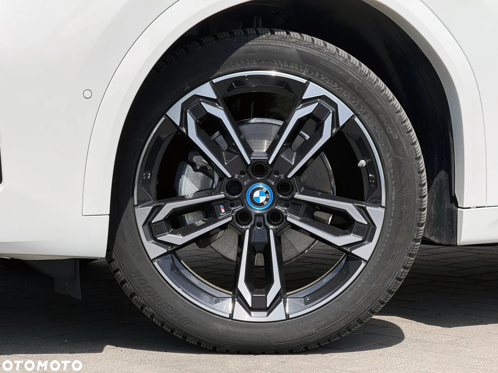 BMW iX2 eDrive20 66.5kWh - 9