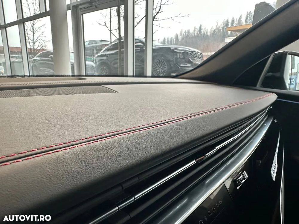 Audi Q8 SUV TFSI e quattro 290 kW tiptronic S line business - 16