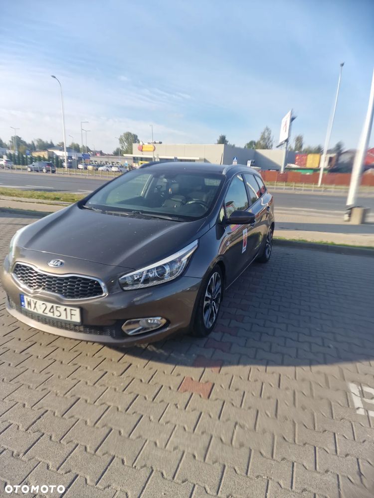 Kia Ceed 1.6 GDI DCT Platinum Edition - 2