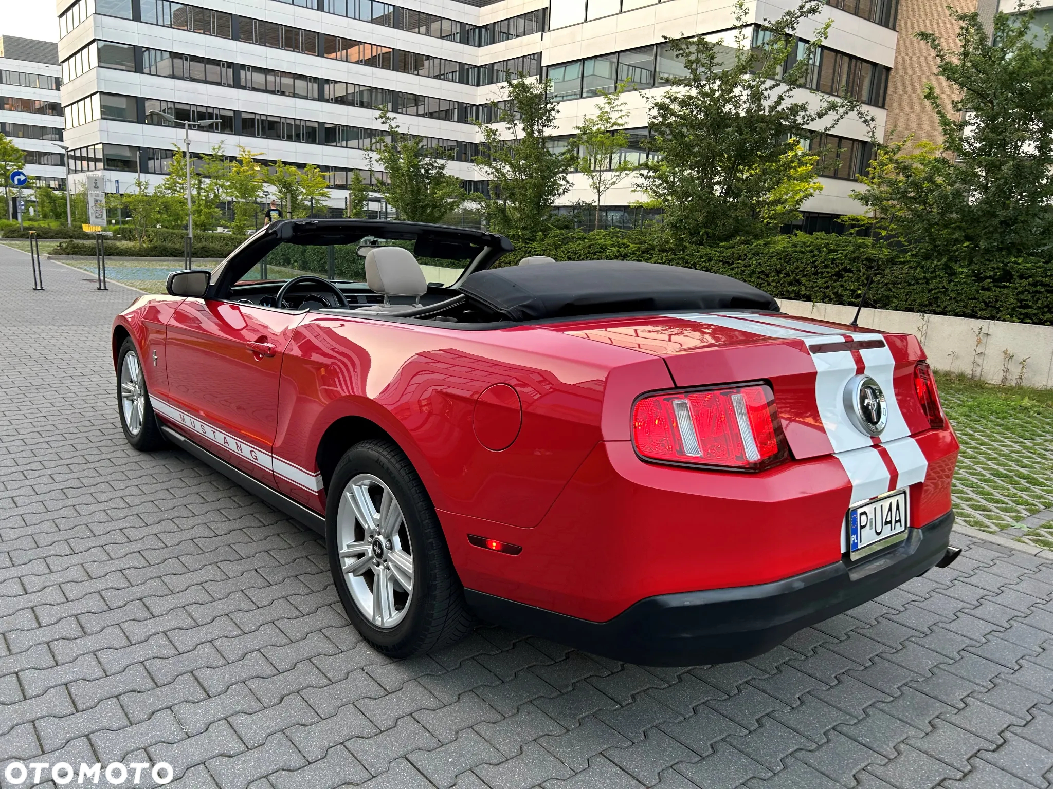 Ford Mustang - 7