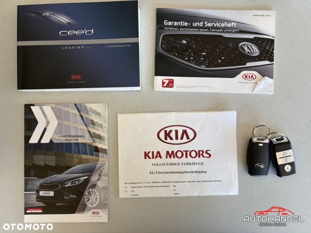 Kia Ceed - 16