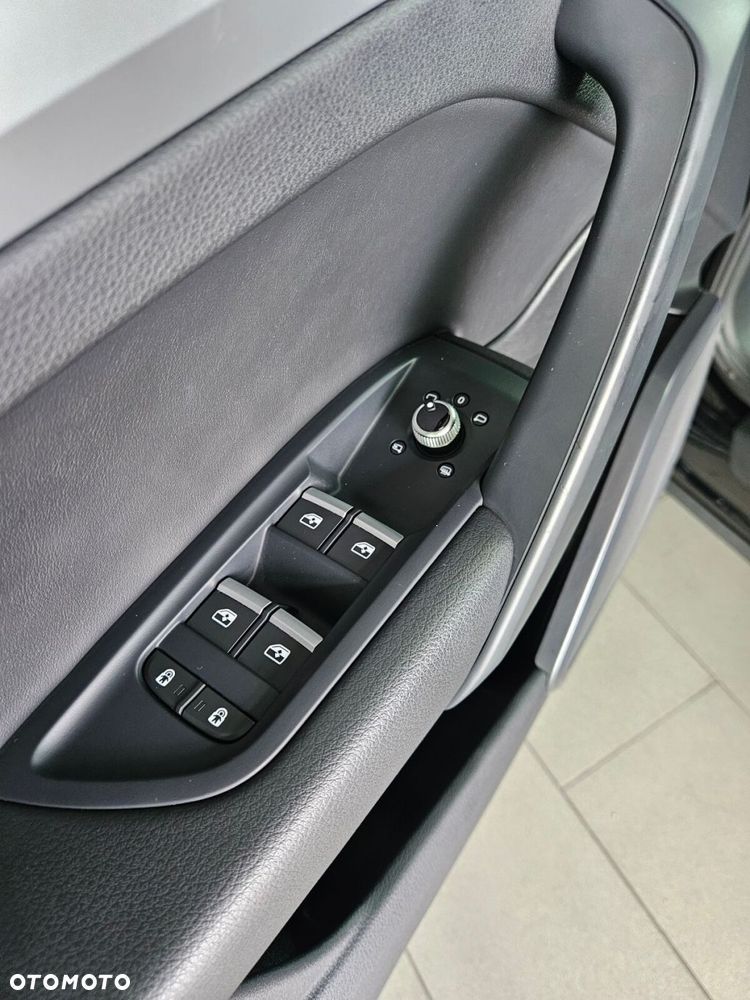 Audi Q5 Sportback - 10